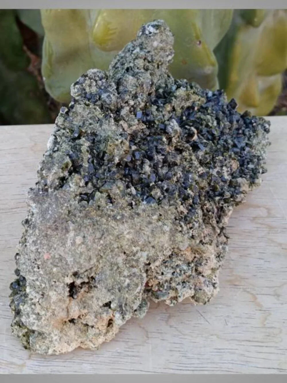Epidote crystal mineral rock chunk 01